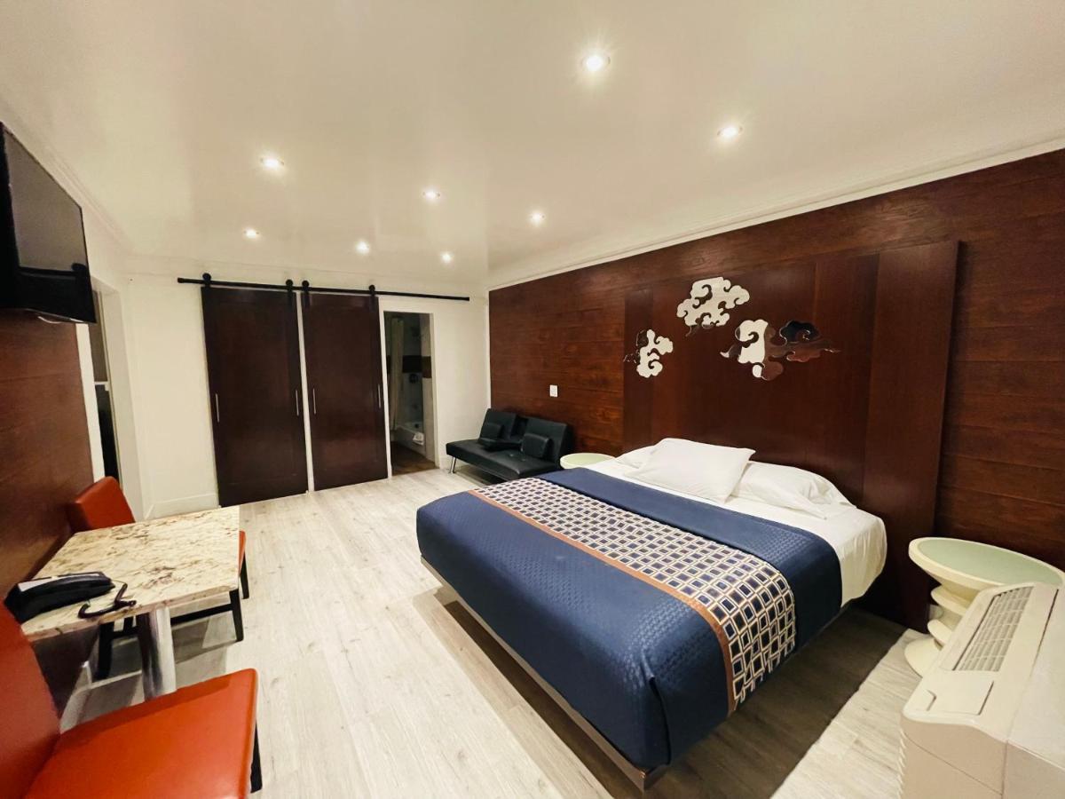 Casa Blanca & 4* Whittier